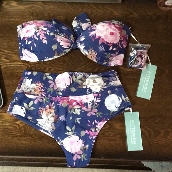 Kittenish | Swim | Nwt Kittenish Swimsuit Vs Towel | Poshmark